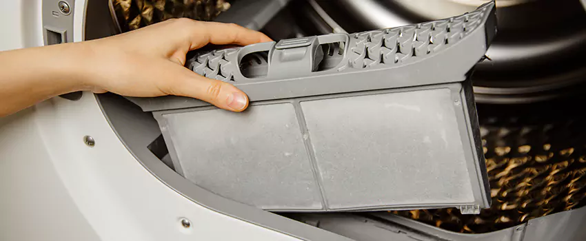 Signs Of A Clogged Dryer Lint Trap in Pearl River, New York